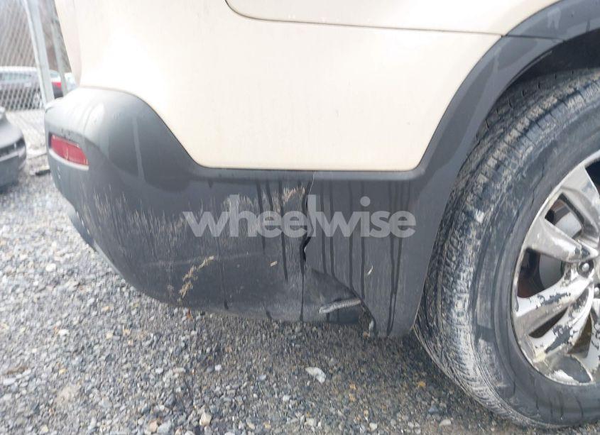 Photo 12 of 2011 Kia Sorento EX V6 (VIN 5XYKUDA24BG155586)