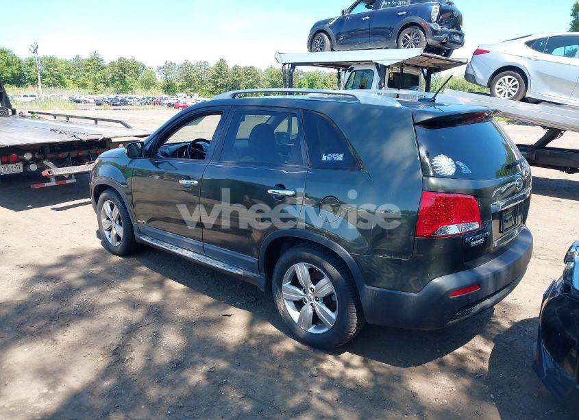 Photo 3 of 2012 Kia Sorento EX V6 (VIN 5XYKUDA24CG271825)