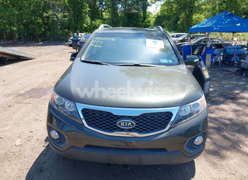 Photo 6 of 2012 Kia Sorento EX V6 (VIN 5XYKUDA24CG271825)