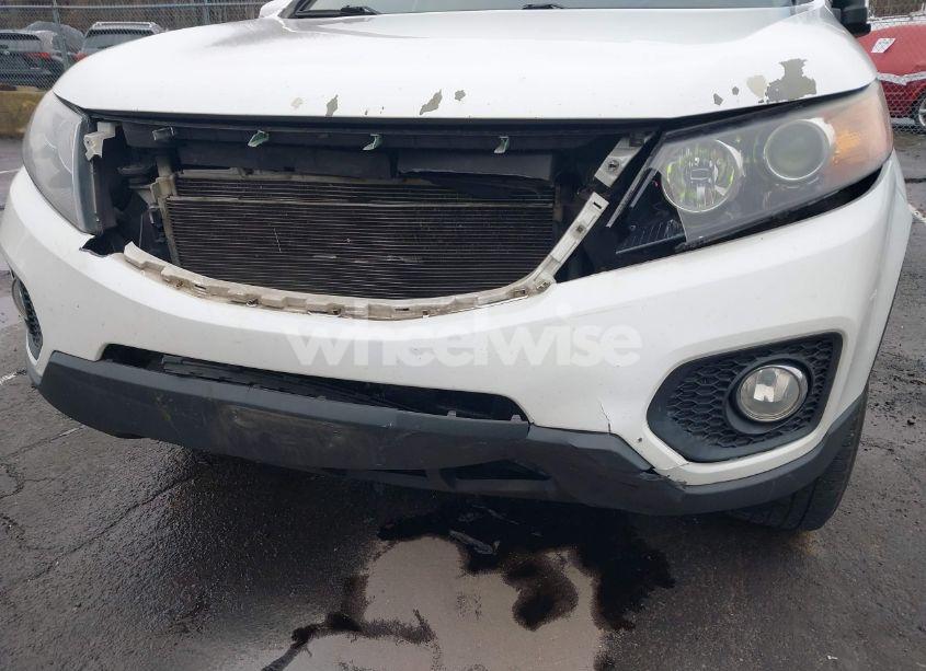 Photo 6 of 2013 Kia Sorento EX V6 (VIN 5XYKUDA24DG384465)