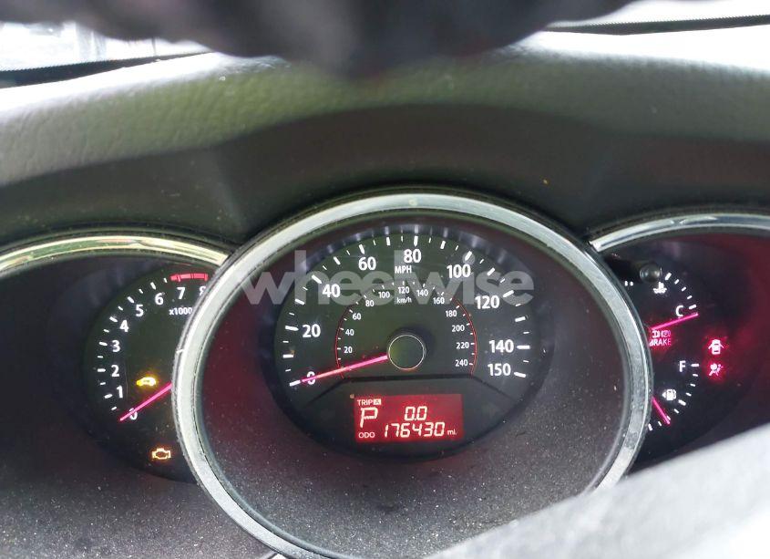 Photo 7 of 2013 Kia Sorento EX V6 (VIN 5XYKUDA24DG384465)