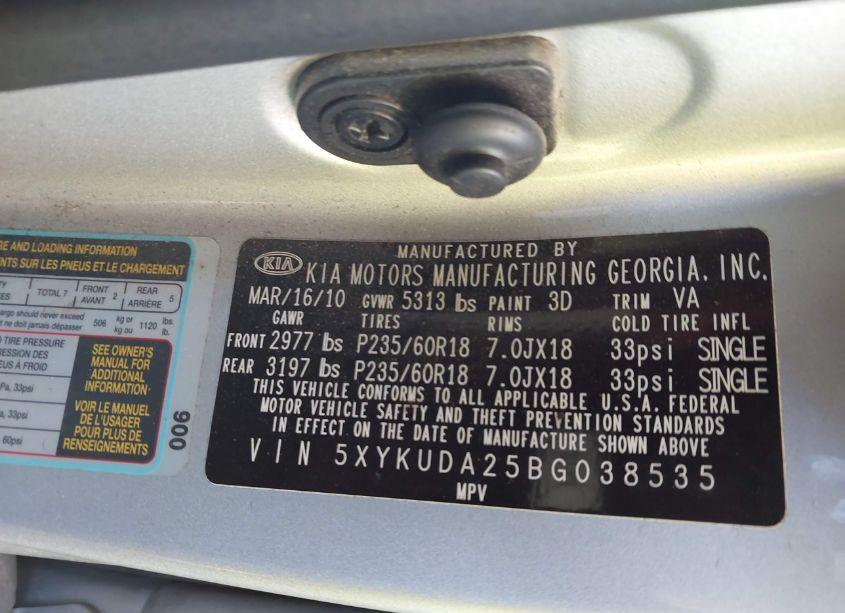 Photo 9 of 2011 Kia Sorento EX V6 (VIN 5XYKUDA25BG038535)