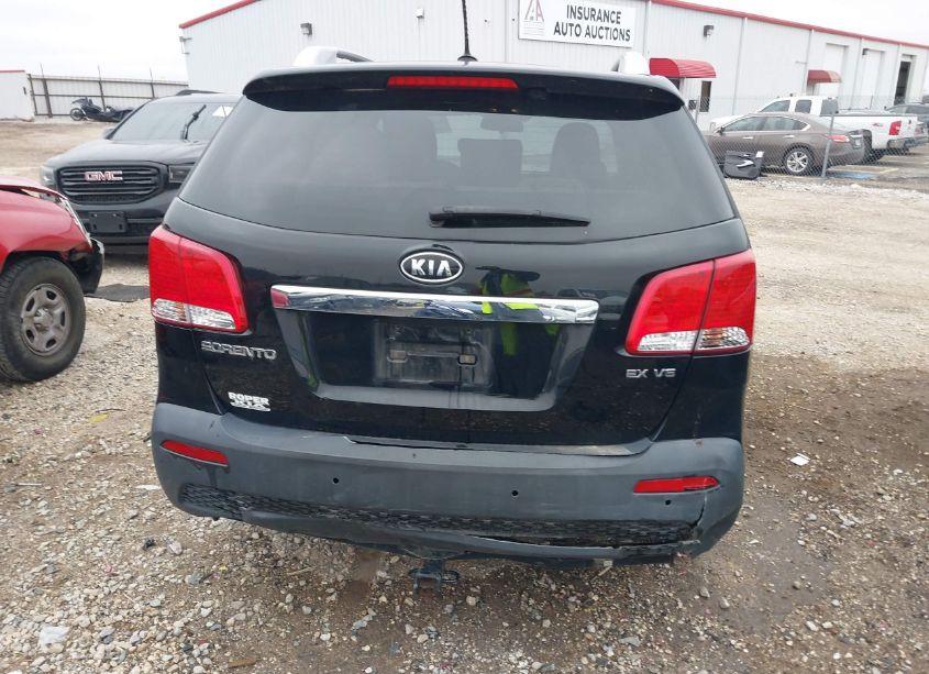 Photo 16 of 2011 Kia Sorento EX V6 (VIN 5XYKUDA25BG051706)