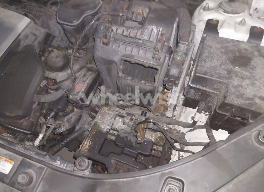 Photo 11 of 2011 Kia Sorento EX V6 (VIN 5XYKUDA25BG060096)