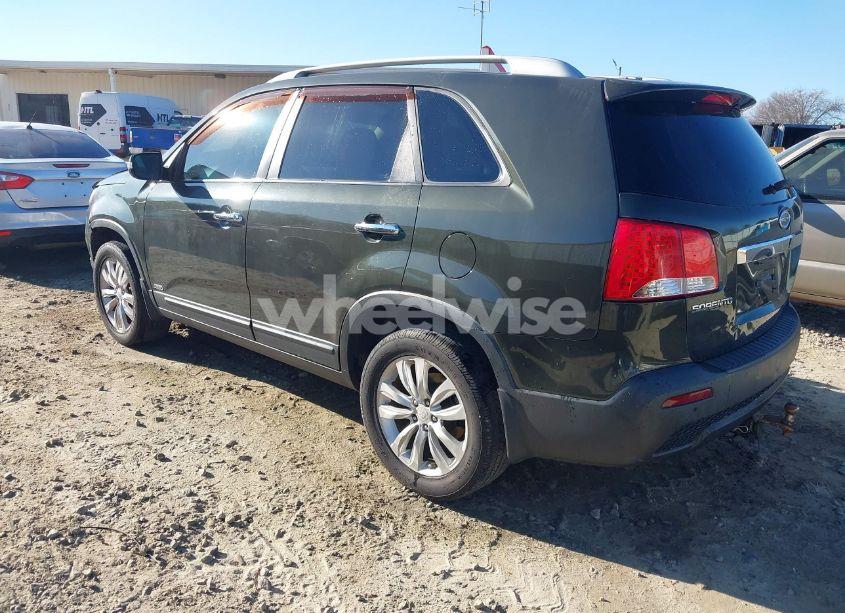 Photo 3 of 2011 Kia Sorento EX V6 (VIN 5XYKUDA25BG093924)