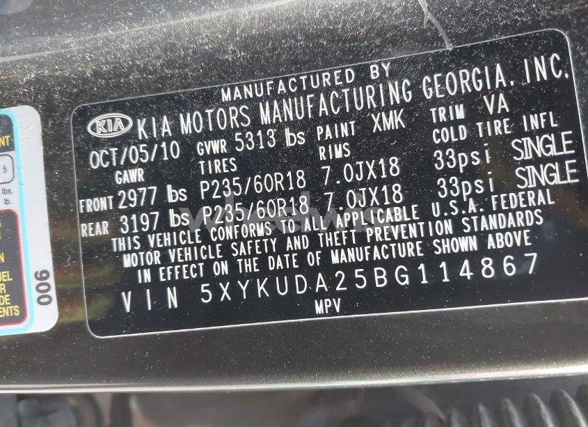 Photo 9 of 2011 Kia Sorento EX V6 (VIN 5XYKUDA25BG114867)