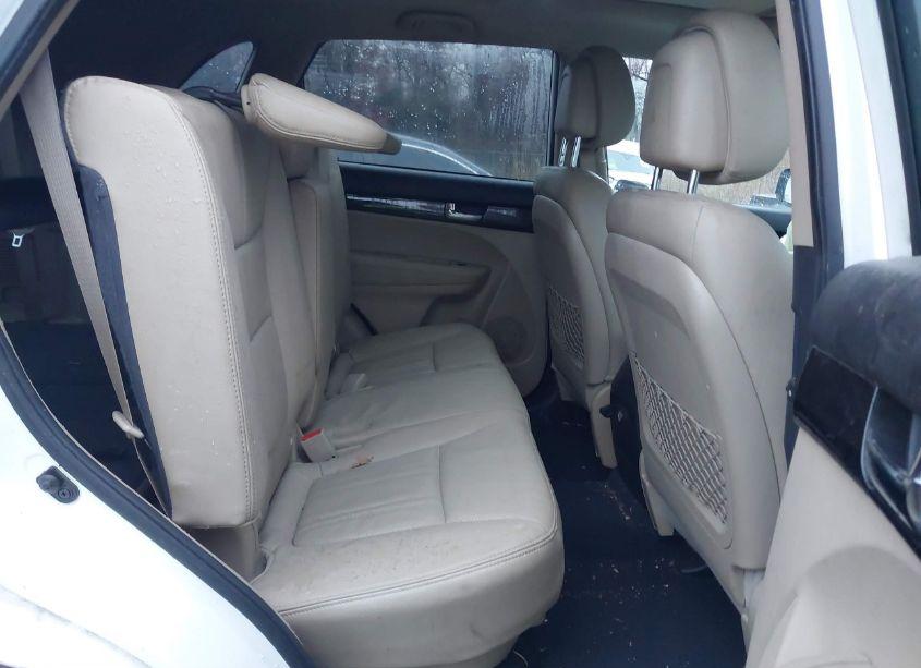 Photo 8 of 2013 Kia Sorento EX V6 (VIN 5XYKUDA25DG347005)
