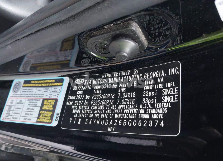 Photo 9 of 2011 Kia Sorento EX V6 (VIN 5XYKUDA26BG062374)