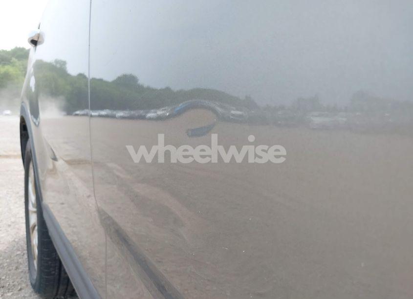 Photo 6 of 2011 Kia Sorento EX V6 (VIN 5XYKUDA26BG062679)