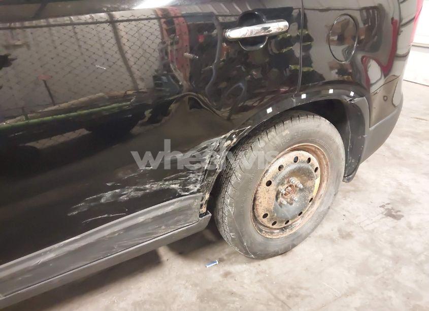 Photo 6 of 2011 Kia Sorento EX V6 (VIN 5XYKUDA26BG079014)