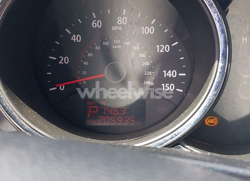 Photo 15 of 2011 Kia Sorento EX V6 (VIN 5XYKUDA27BG035121)