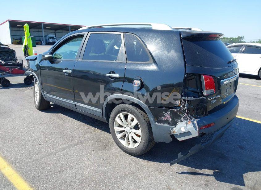 Photo 3 of 2011 Kia Sorento EX V6 (VIN 5XYKUDA27BG053442)