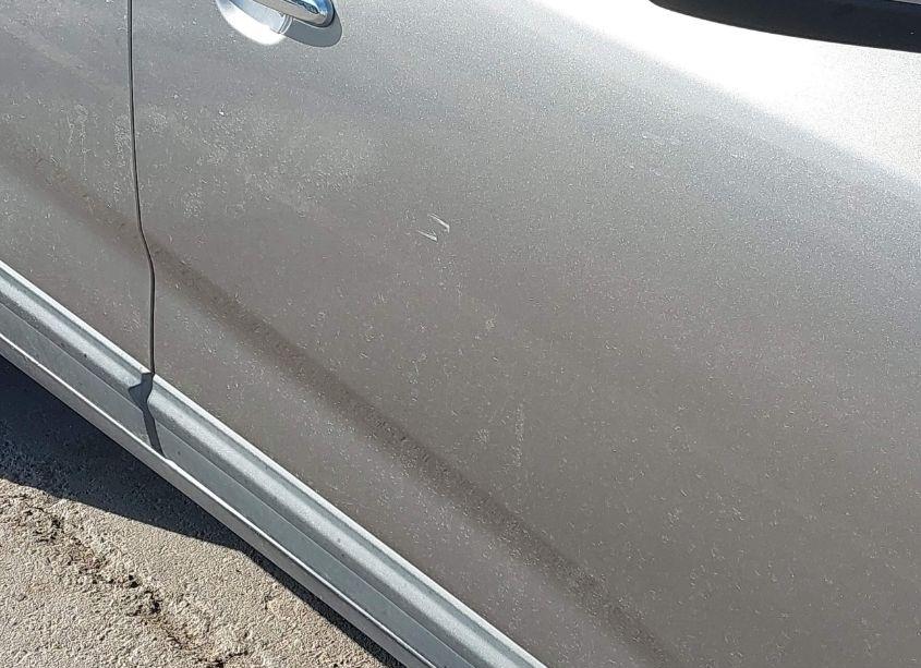 Photo 6 of 2011 Kia Sorento EX V6 (VIN 5XYKUDA27BG095660)