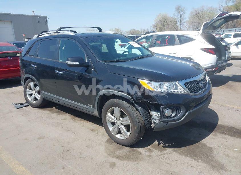 2012 Kia Sorento EX V6 (VIN 5XYKUDA27CG211991) main photo