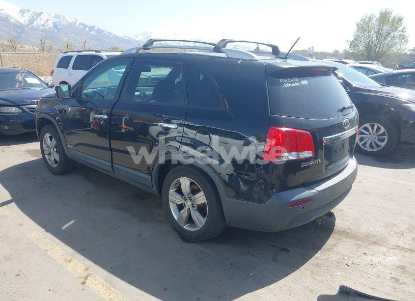 Photo 3 of 2012 Kia Sorento EX V6 (VIN 5XYKUDA27CG211991)