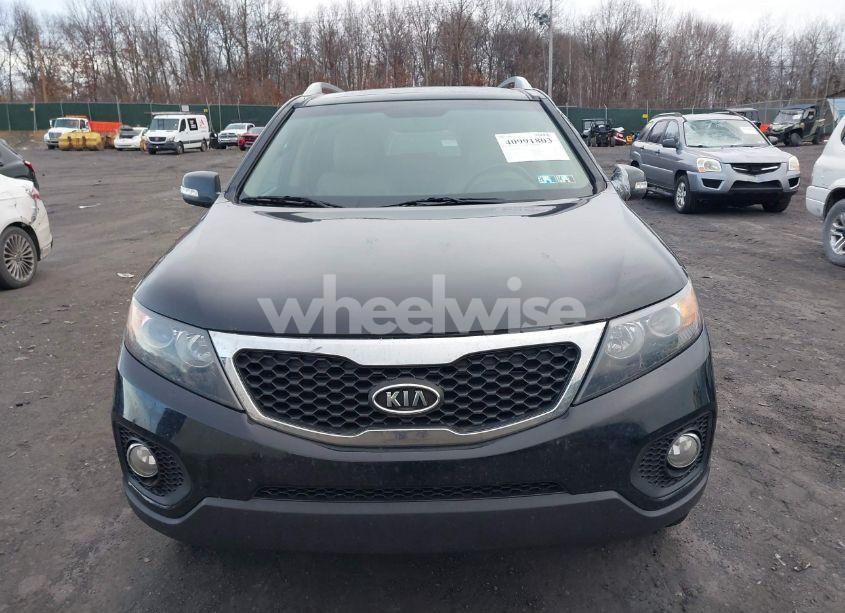 Photo 12 of 2013 Kia Sorento EX V6 (VIN 5XYKUDA27DG413537)