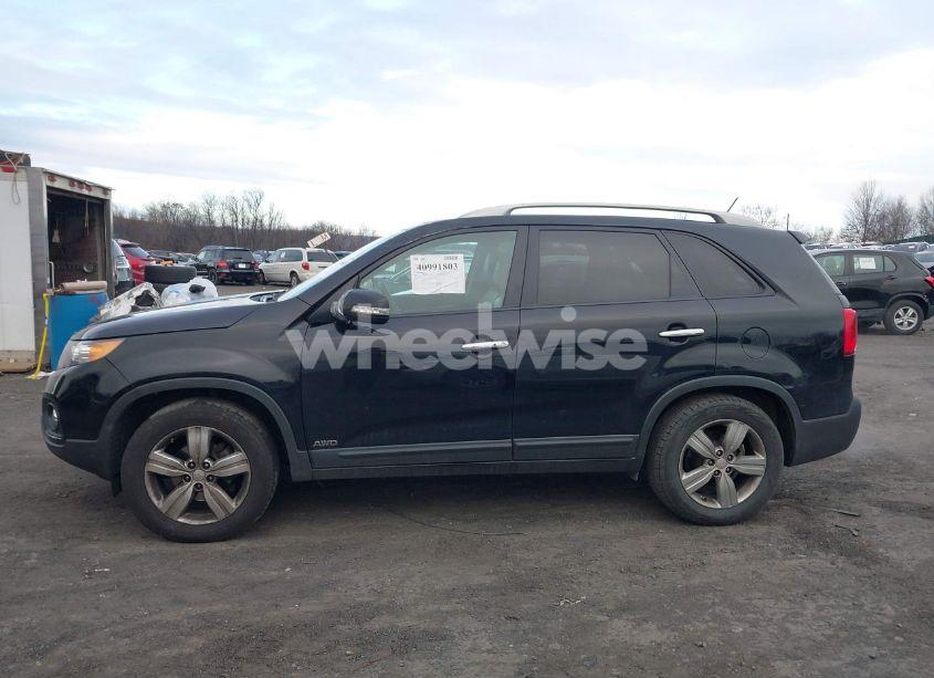 Photo 14 of 2013 Kia Sorento EX V6 (VIN 5XYKUDA27DG413537)