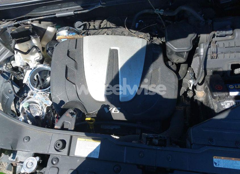 Photo 10 of 2011 Kia Sorento EX V6 (VIN 5XYKUDA28BG023947)
