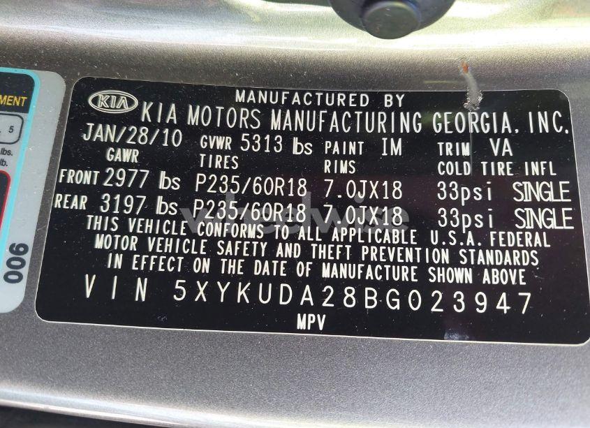 Photo 9 of 2011 Kia Sorento EX V6 (VIN 5XYKUDA28BG023947)