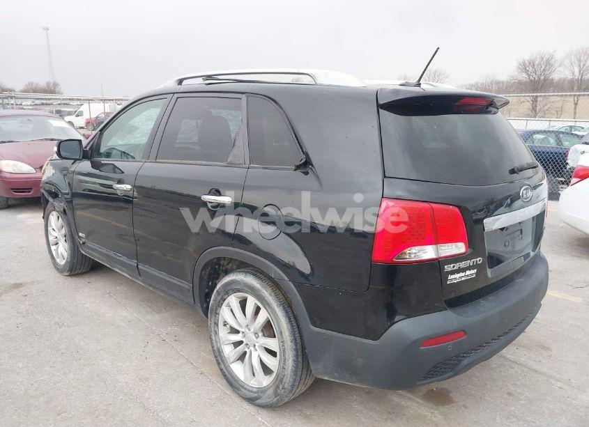 Photo 3 of 2011 Kia Sorento EX V6 (VIN 5XYKUDA28BG064286)