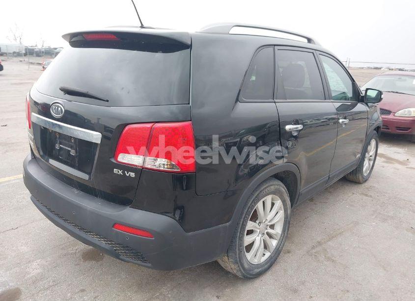 Photo 4 of 2011 Kia Sorento EX V6 (VIN 5XYKUDA28BG064286)
