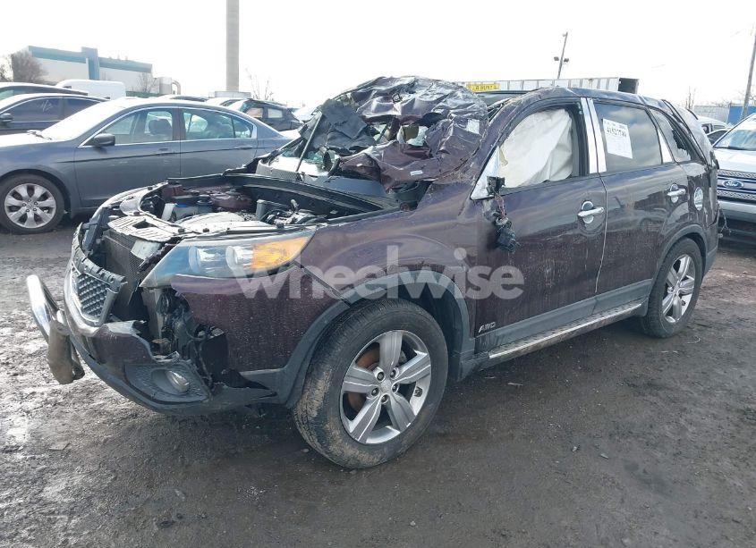 Photo 2 of 2012 Kia Sorento EX V6 (VIN 5XYKUDA29CG262599)