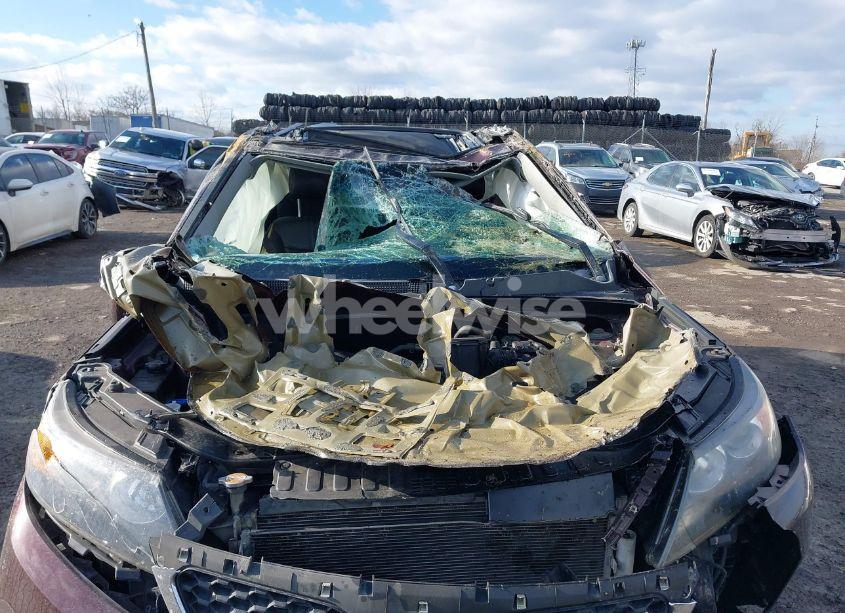 Photo 6 of 2012 Kia Sorento EX V6 (VIN 5XYKUDA29CG262599)