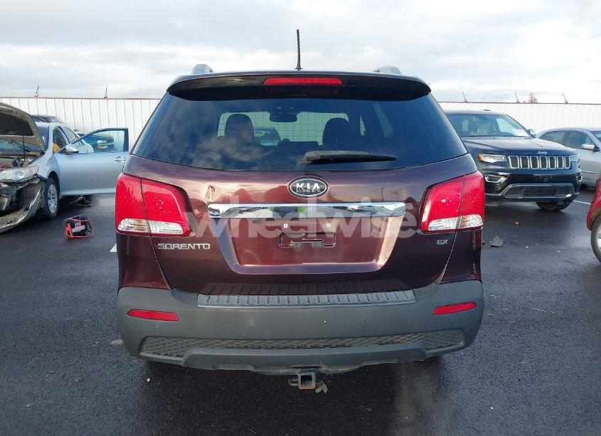 Photo 16 of 2012 Kia Sorento EX (VIN 5XYKUDA67CG307073)
