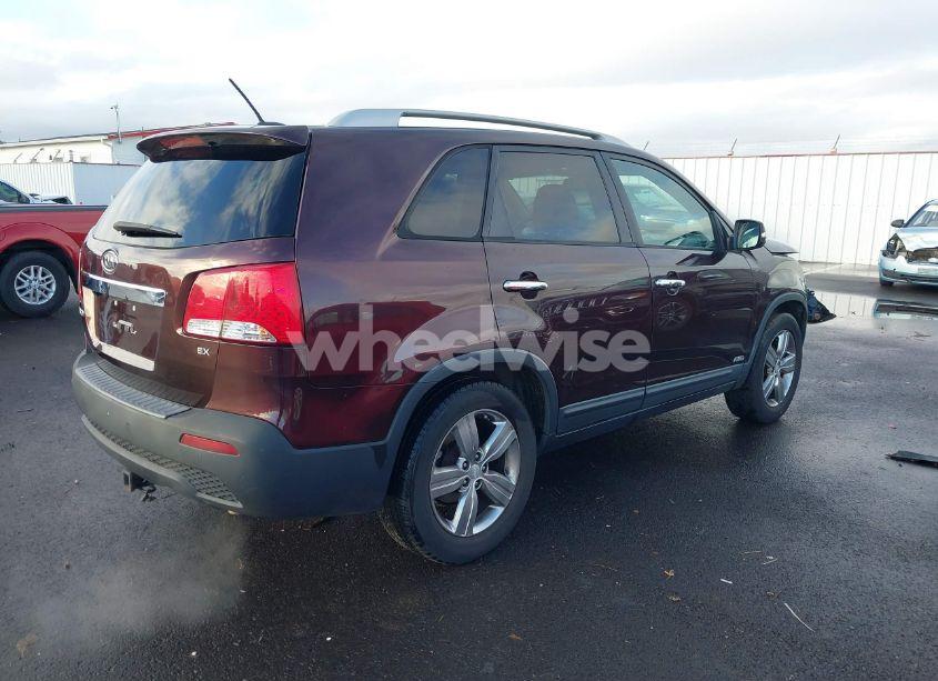 Photo 4 of 2012 Kia Sorento EX (VIN 5XYKUDA67CG307073)