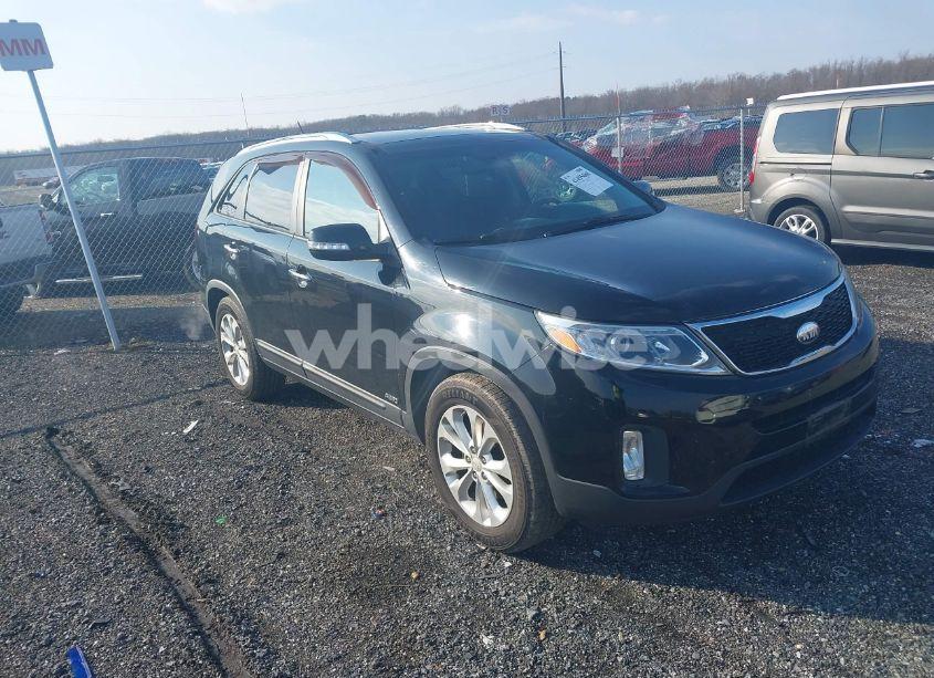 2014 Kia Sorento EX V6 (VIN 5XYKUDA70EG459014) main photo