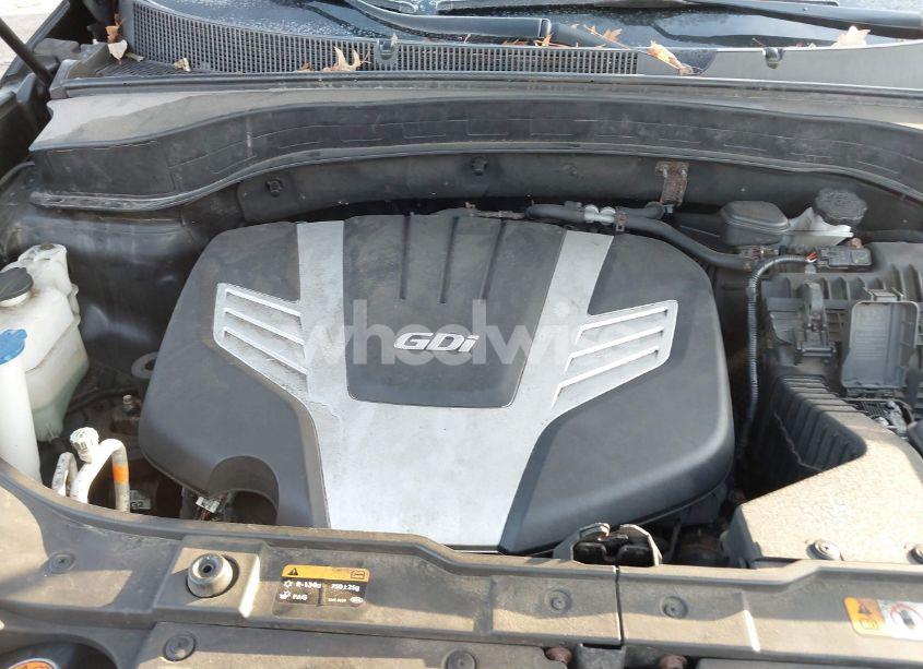 Photo 10 of 2015 Kia Sorento EX V6 (VIN 5XYKUDA70FG557817)