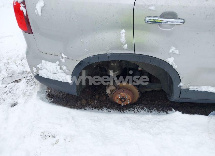 Photo 18 of 2015 Kia Sorento EX V6 (VIN 5XYKUDA70FG602819)