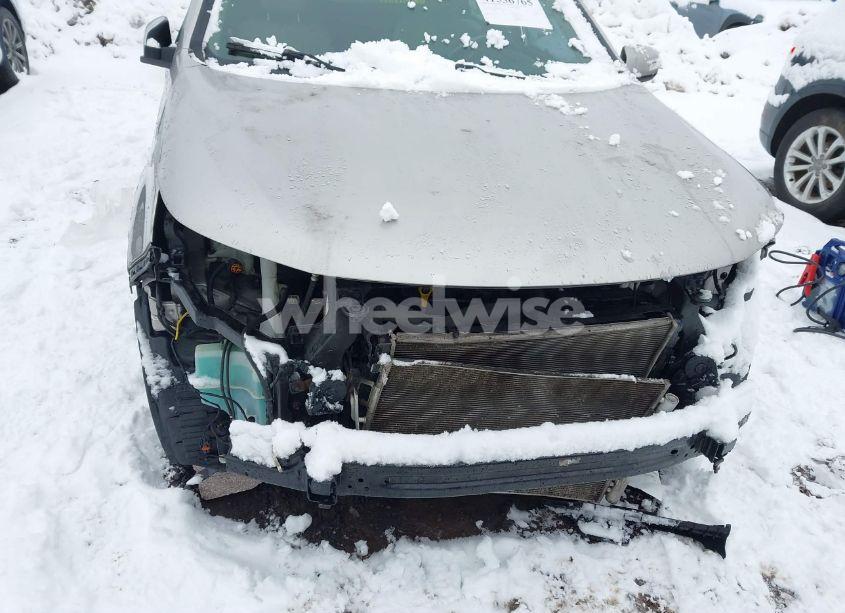 Photo 6 of 2015 Kia Sorento EX V6 (VIN 5XYKUDA70FG602819)