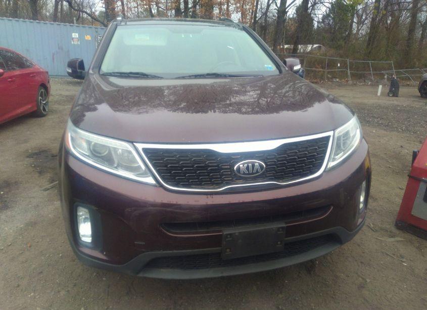 Photo 6 of 2015 Kia Sorento EX V6 (VIN 5XYKUDA71FG654797)