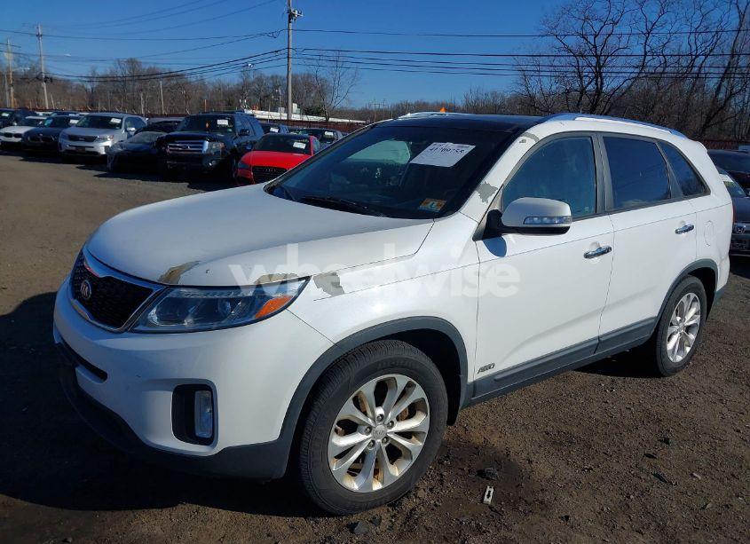 Photo 6 of 2014 Kia Sorento EX V6 (VIN 5XYKUDA73EG481900)