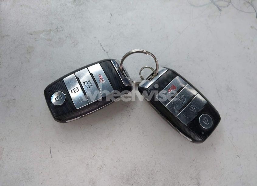 Photo 11 of 2014 Kia Sorento EX V6 (VIN 5XYKUDA74EG462644)