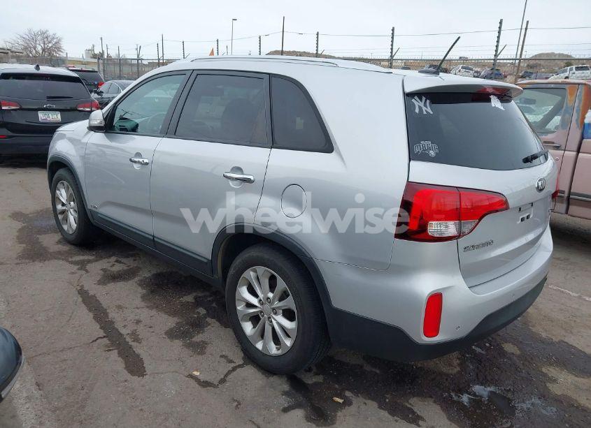 Photo 14 of 2014 Kia Sorento EX V6 (VIN 5XYKUDA74EG462644)