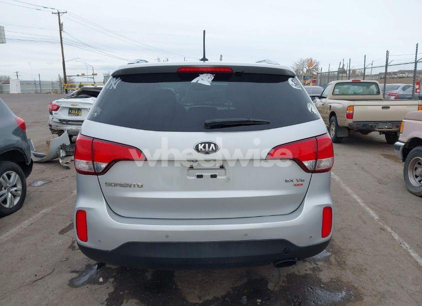 Photo 16 of 2014 Kia Sorento EX V6 (VIN 5XYKUDA74EG462644)