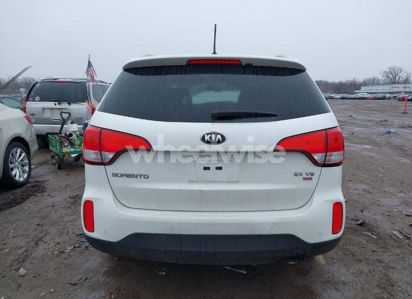Photo 17 of 2014 Kia Sorento EX V6 (VIN 5XYKUDA78EG461285)