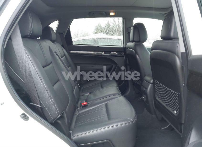 Photo 8 of 2014 Kia Sorento EX V6 (VIN 5XYKUDA78EG461285)