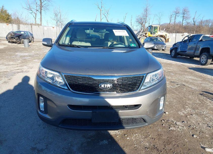 Photo 12 of 2015 Kia Sorento EX V6 (VIN 5XYKUDA78FG630562)