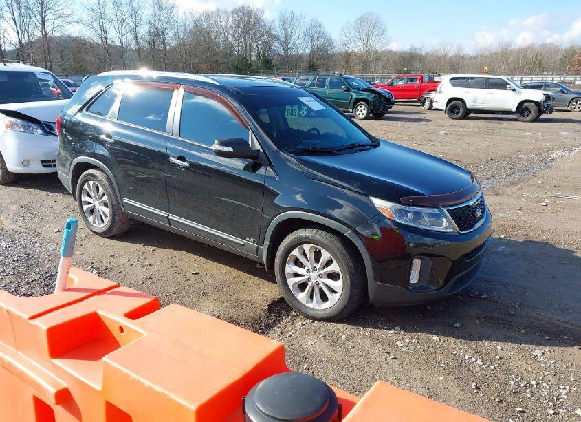 2015 Kia Sorento EX V6 (VIN 5XYKUDA79FG641358) main photo