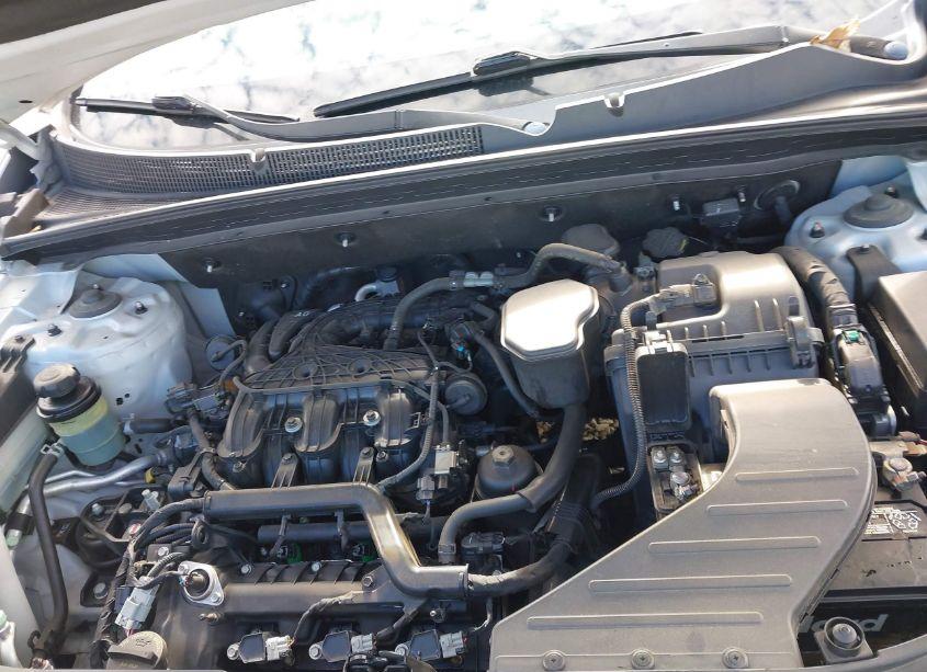 Photo 10 of 2012 Kia Sorento SX V6 (VIN 5XYKW4A21CG296157)