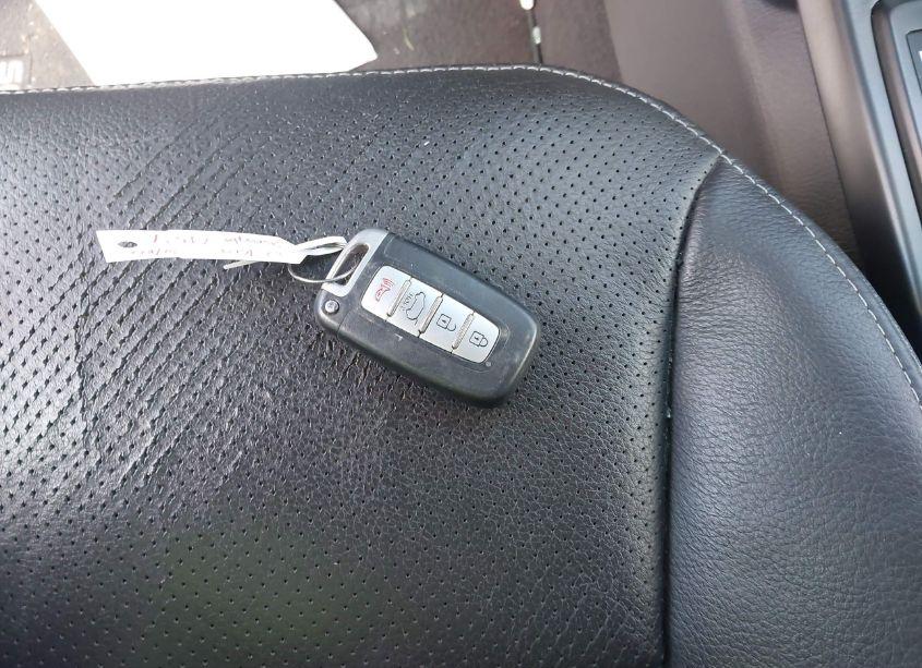 Photo 11 of 2012 Kia Sorento SX V6 (VIN 5XYKW4A21CG296157)