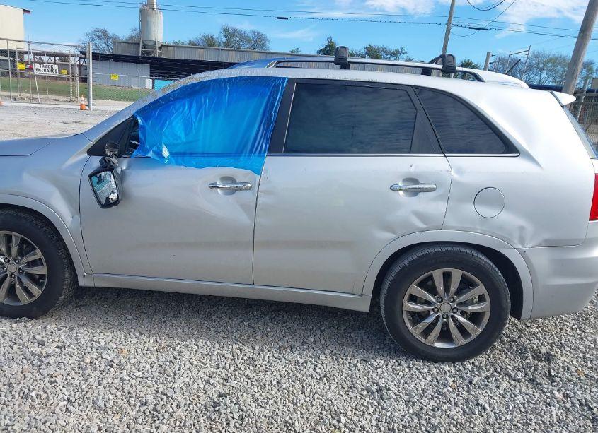 Photo 14 of 2012 Kia Sorento SX V6 (VIN 5XYKW4A21CG296157)