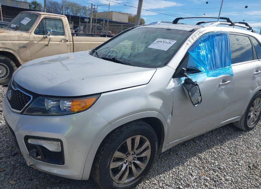 Photo 6 of 2012 Kia Sorento SX V6 (VIN 5XYKW4A21CG296157)