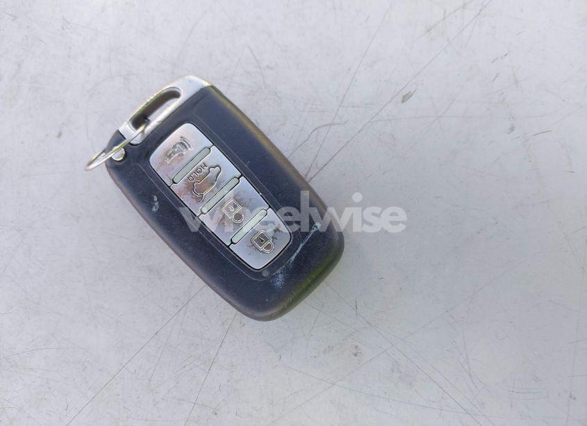 Photo 11 of 2012 Kia Sorento SX V6 (VIN 5XYKW4A21CG300577)