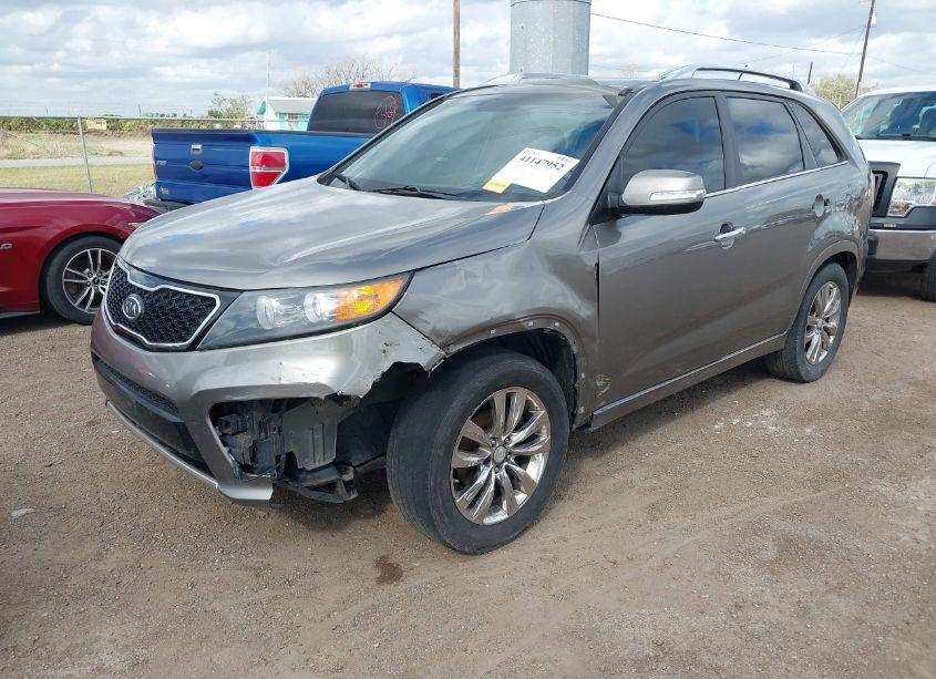 Photo 6 of 2013 Kia Sorento SX (VIN 5XYKW4A21DG341244)