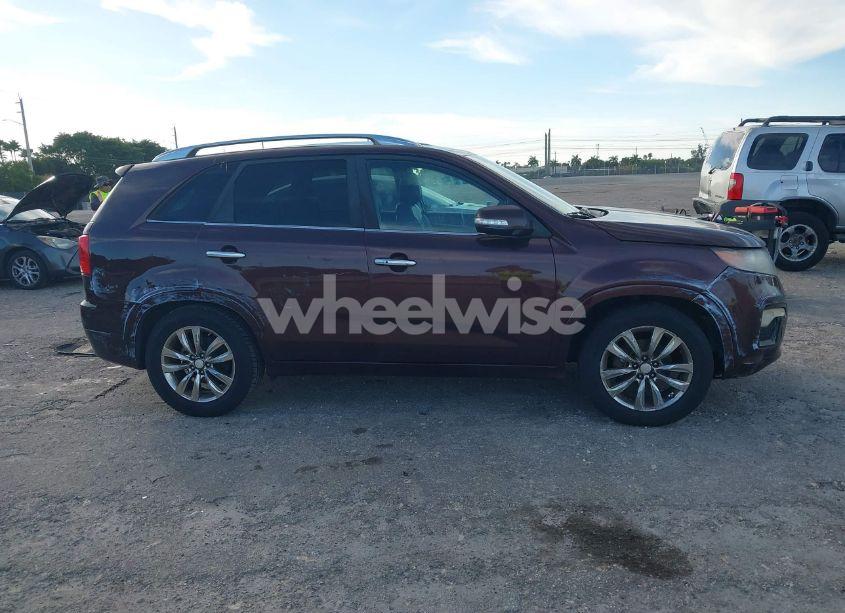 Photo 12 of 2013 Kia Sorento SX (VIN 5XYKW4A21DG346511)