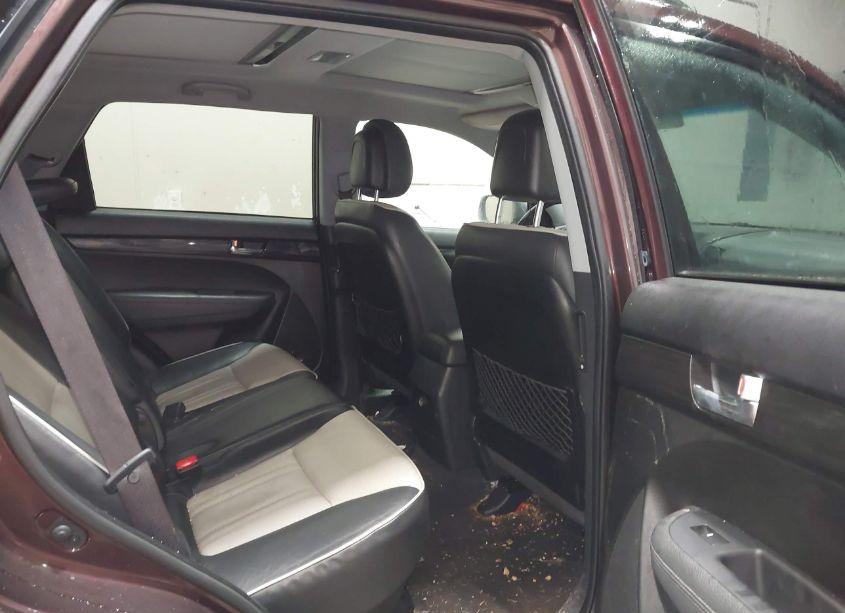 Photo 8 of 2012 Kia Sorento SX V6 (VIN 5XYKW4A22CG258663)
